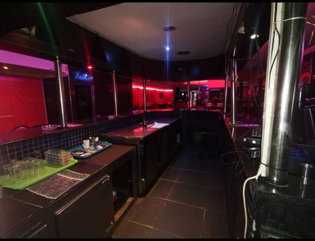 BUSINESS FOR SALE IN SPRINGS CENTRAL